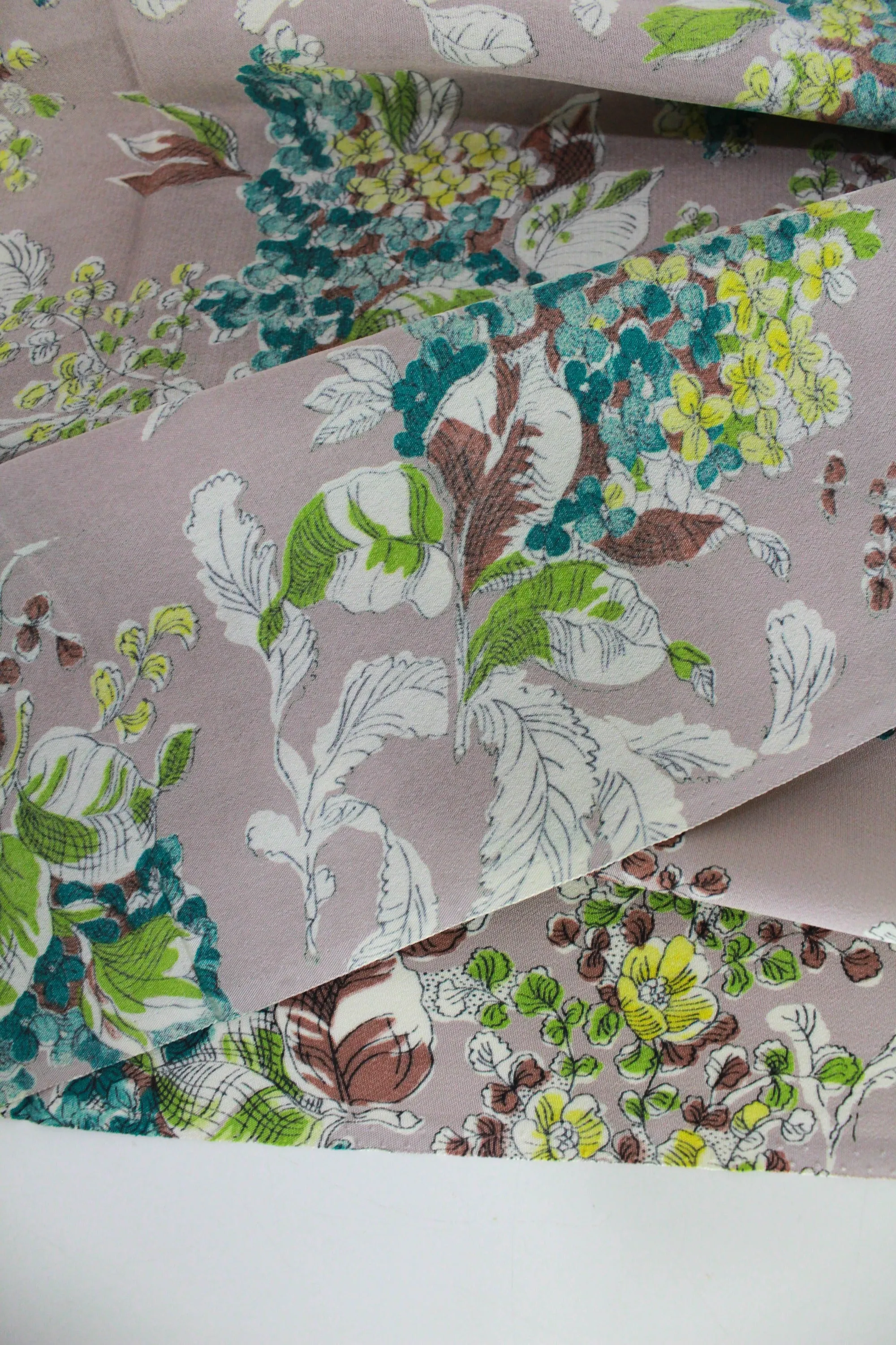 1940s Rayon Floral Print, 3.6 Yards, Soft Floral Print Vintage Sewing Fabric Dressmaking