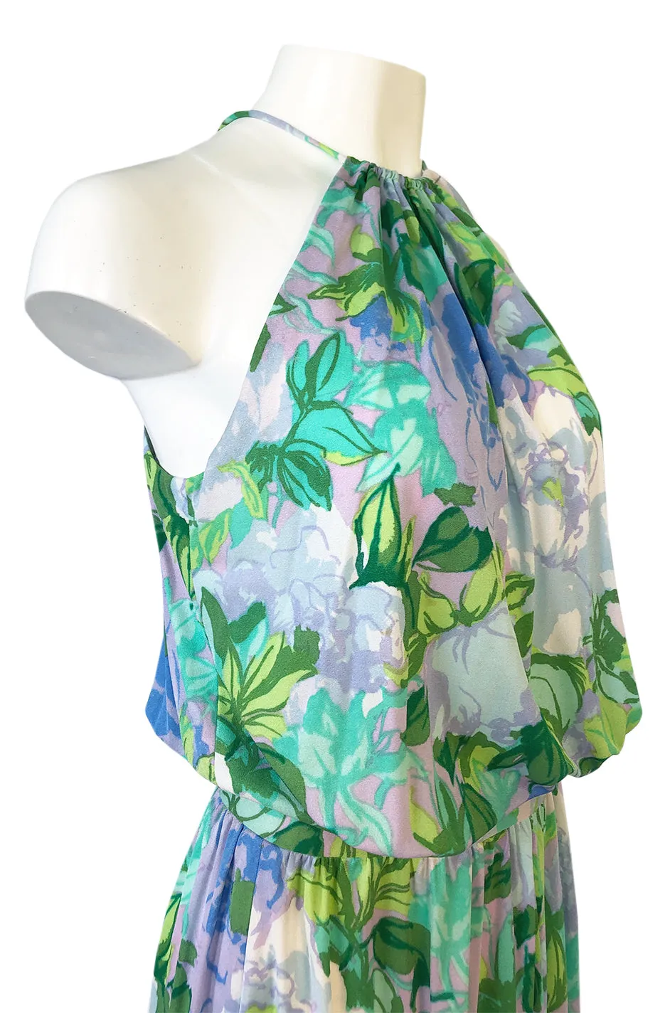 1970s Ken Scott Green Floral & Leaf Print Jersey Halter Dress