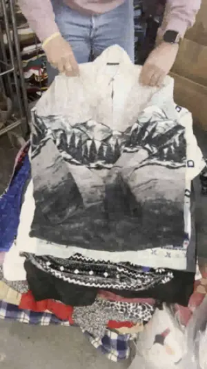 57pc  crazy fleece mix