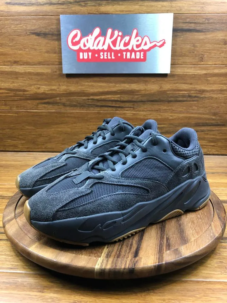 adidas Yeezy Boost 700 Utility Black