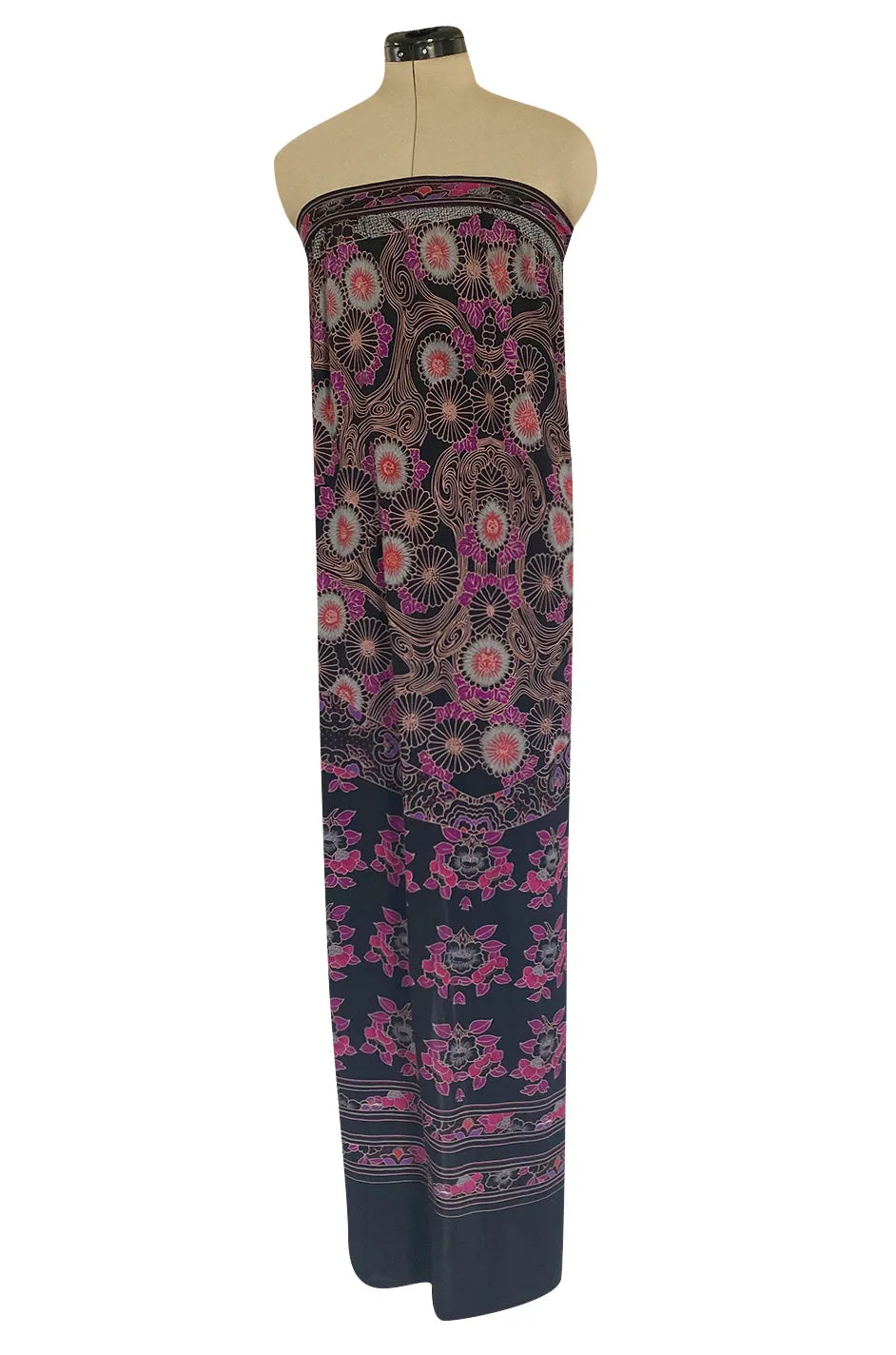 Beautiful 1970s Leonard Strapless Printed Silk Jersey Dress w Matching Silk Chiffon Cape