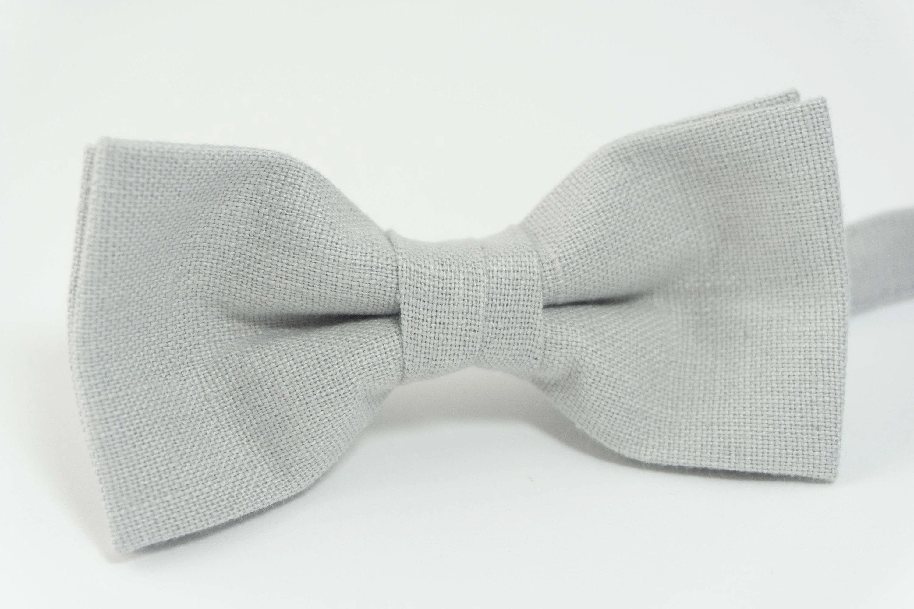 Light Gray wedding bow tie |  Light Gray pre-tied bow tie