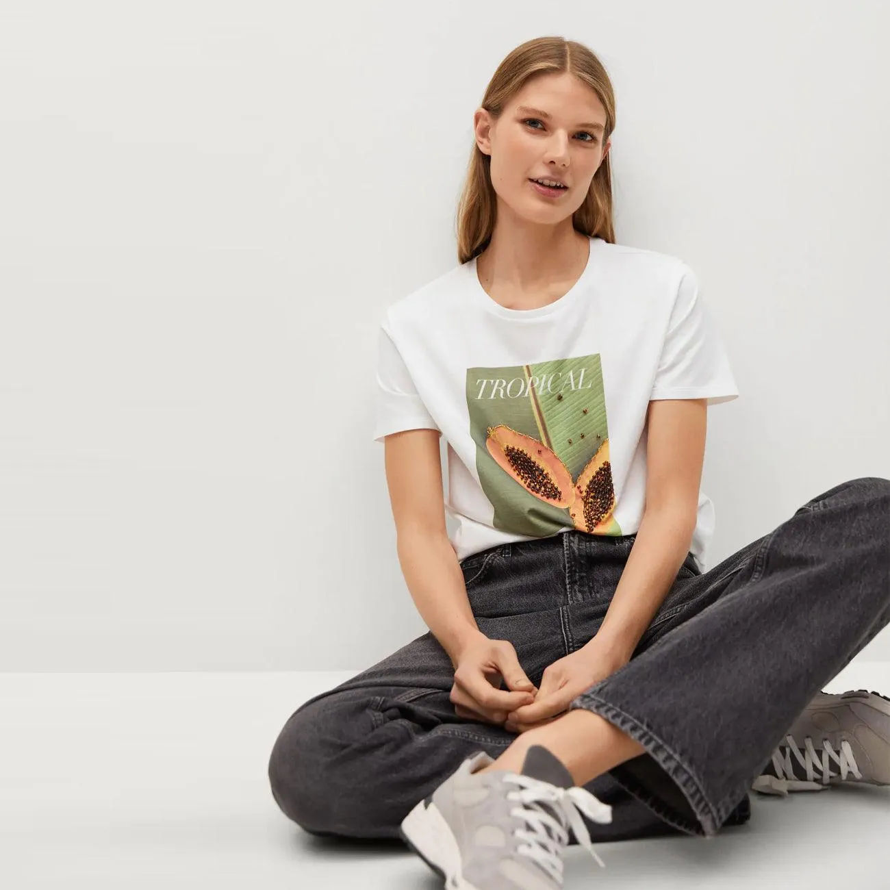 Premium Quality "Tropical" White Cotton Blend T-Shirt For Women (MN-11203)